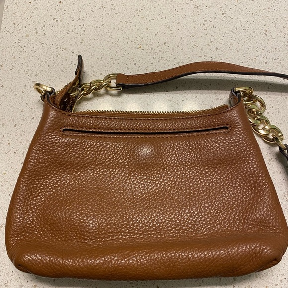 Michael Kors purse - Picture 4 of 7